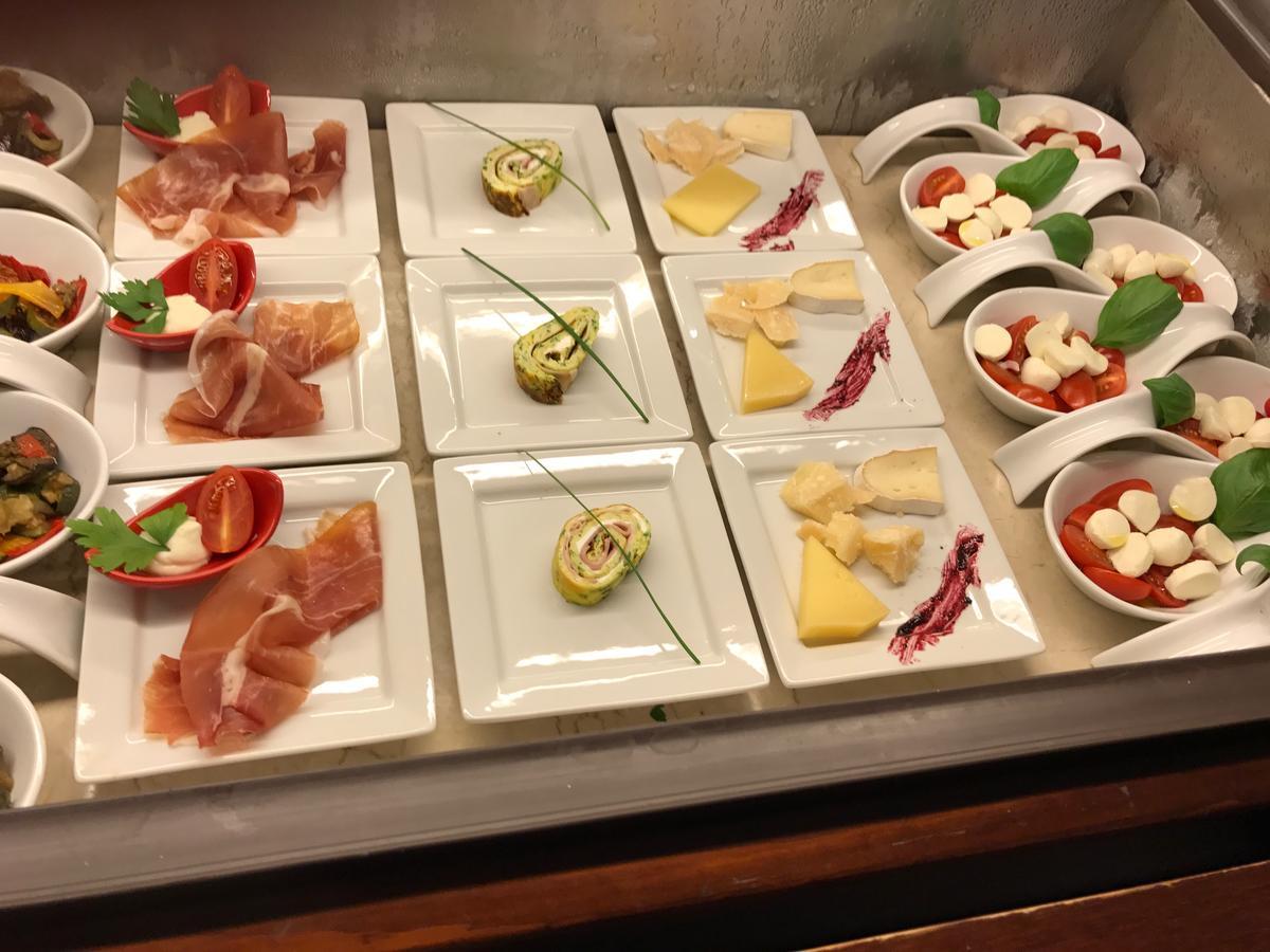 加尼吉安马丁酒店 利莫内-苏尔加达 外观 照片
